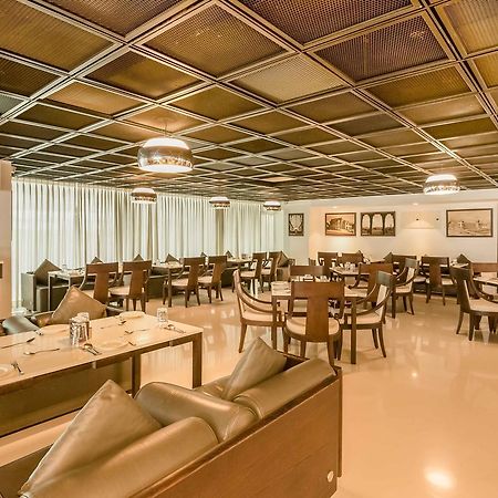 Springs Hotels And Spa Bangalore Luaran gambar