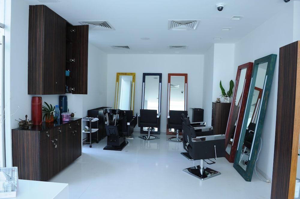 Springs Hotels And Spa Bangalore Luaran gambar