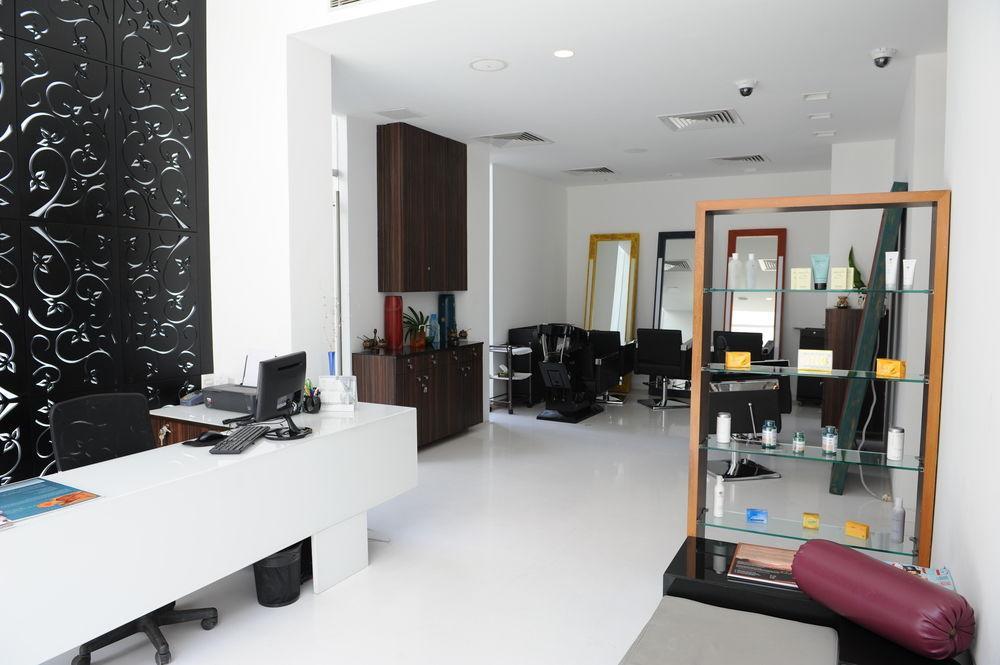 Springs Hotels And Spa Bangalore Luaran gambar