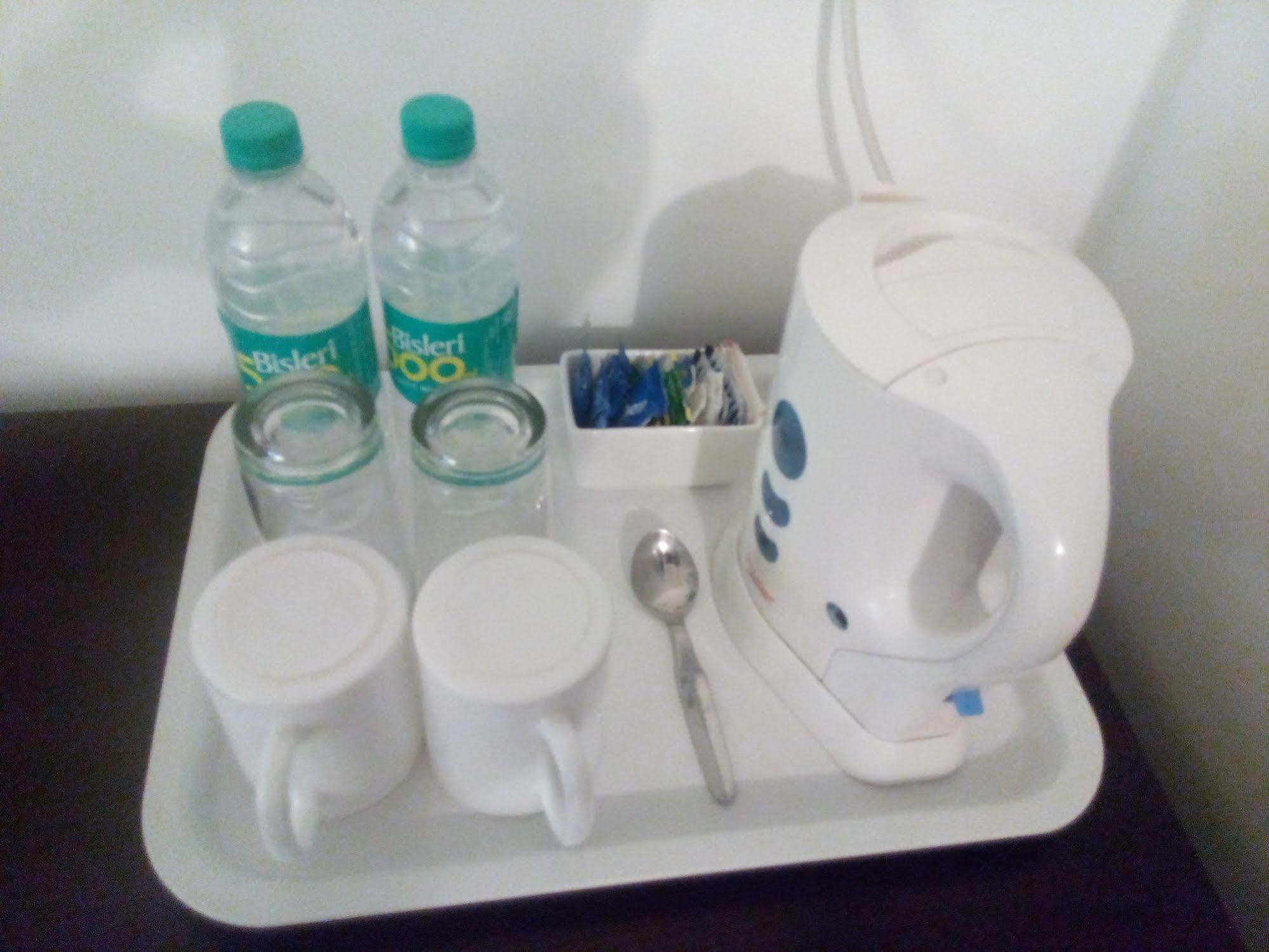 Springs Hotels And Spa Bangalore Luaran gambar