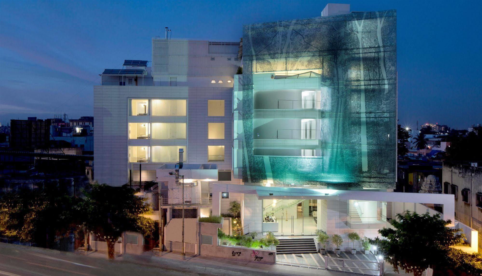 Springs Hotels And Spa Bangalore Luaran gambar