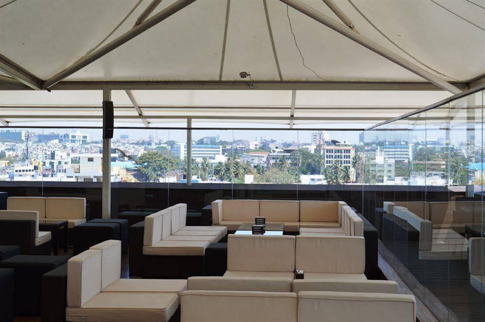 Springs Hotels And Spa Bangalore Luaran gambar